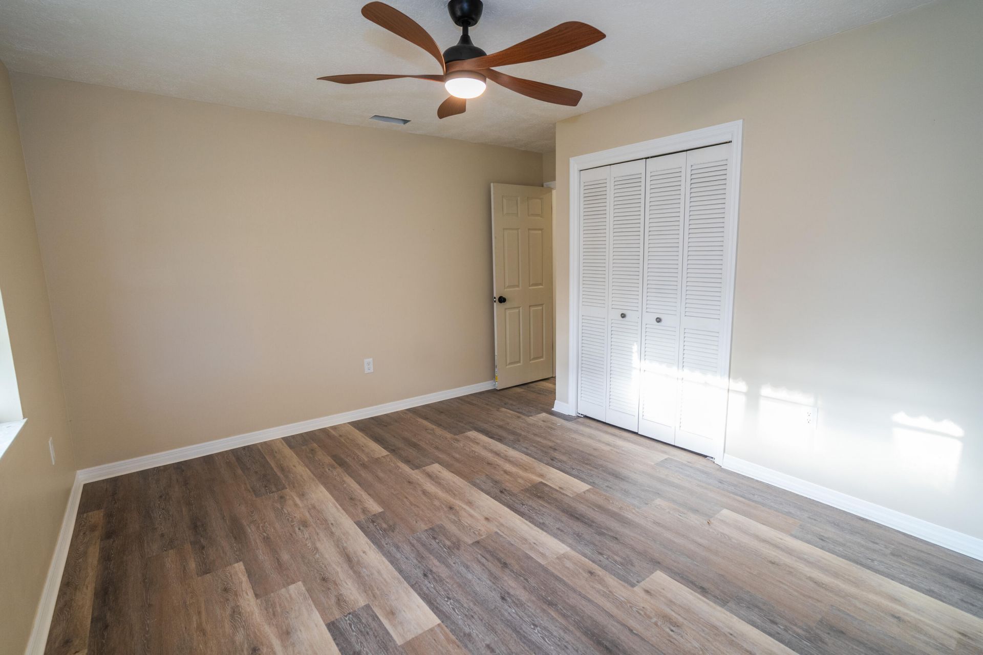 1905 Colonial Road, Fort Pierce, FL 34950 Photo