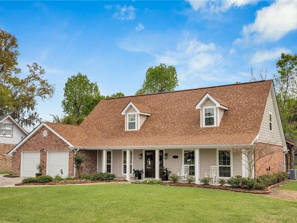39 E LEVERT Drive, Luling, LA 70070
