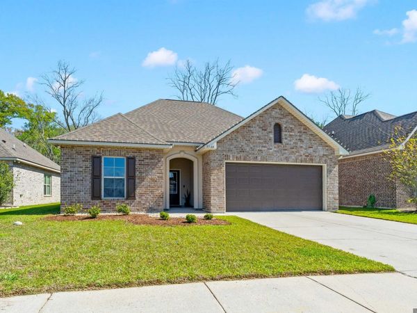 2205 Elmcrest Way, St Gabriel, LA 70776