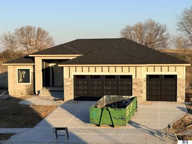 12511 S 87 Street, Papillion, NE 68046