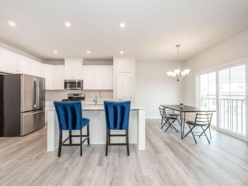 7120 Shady Brook Bend, Liberty Township, OH 45044 Photo 2