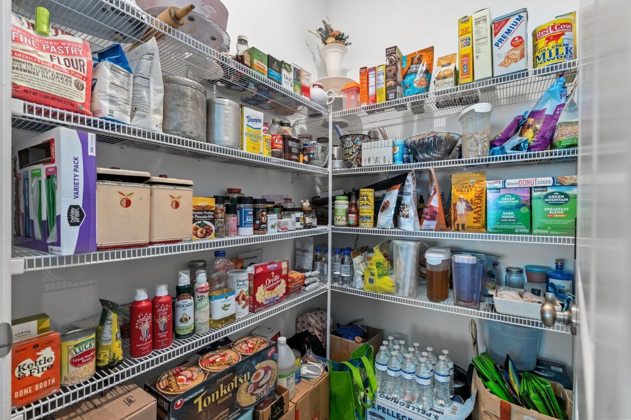 2037 Great Blue Heron Dr. Photo 9