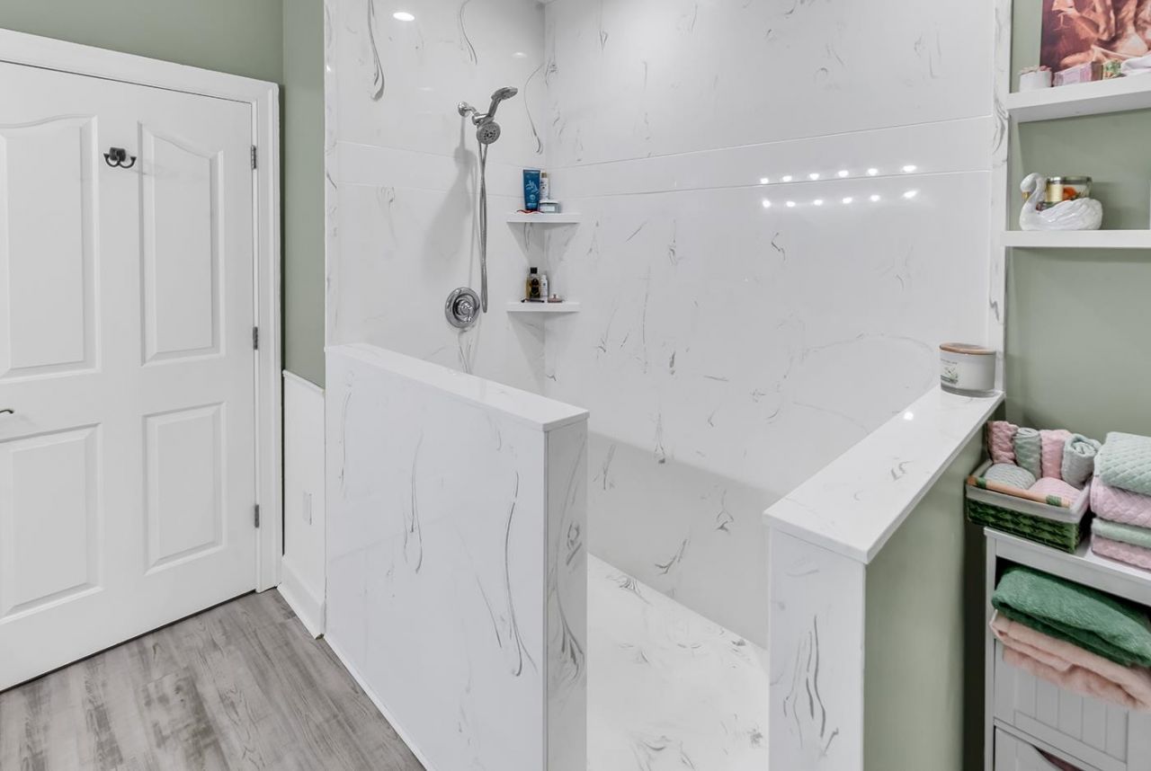 5650 Barefoot Resort Bridge Rd. Photo 14