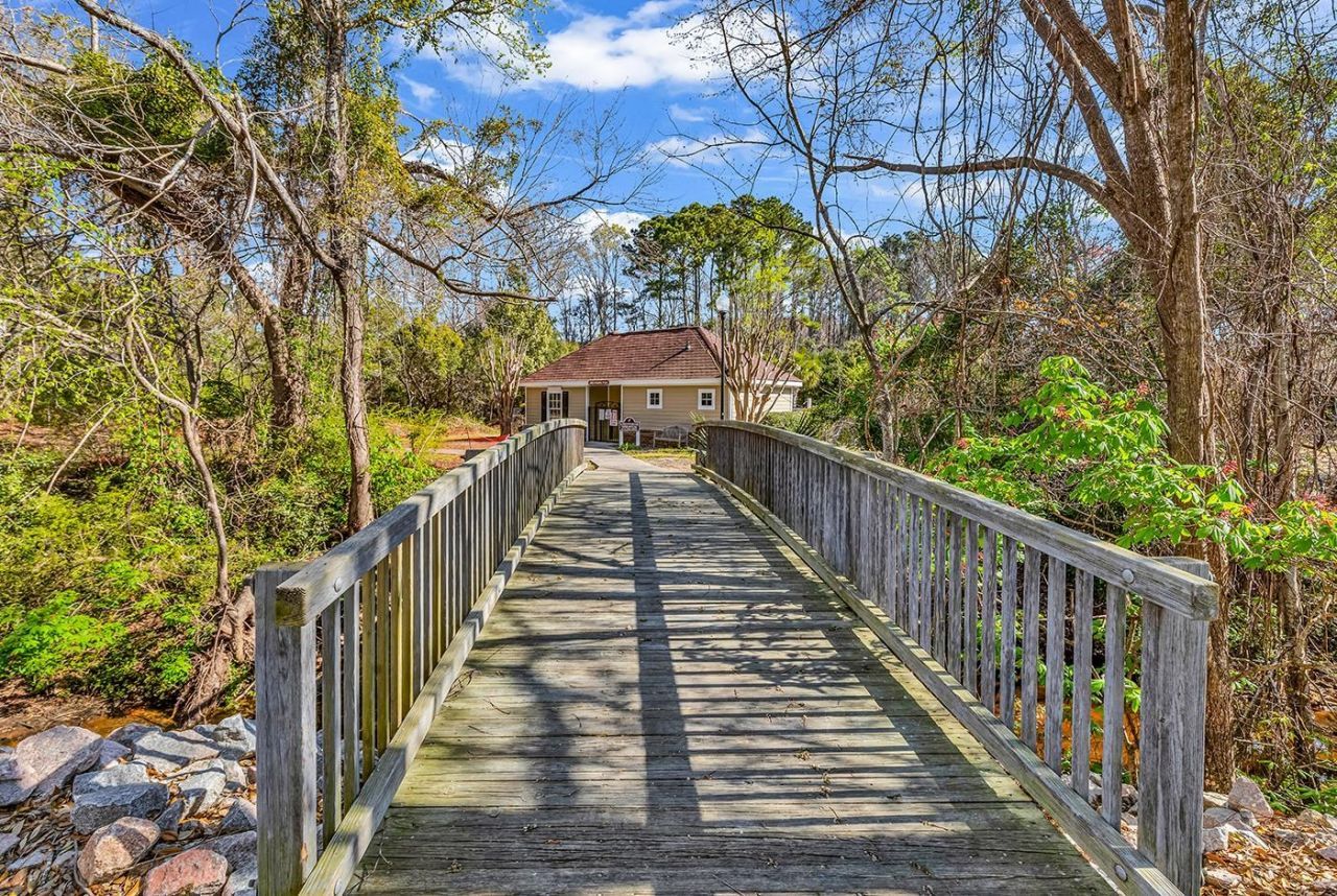 5650 Barefoot Resort Bridge Rd. Photo 25