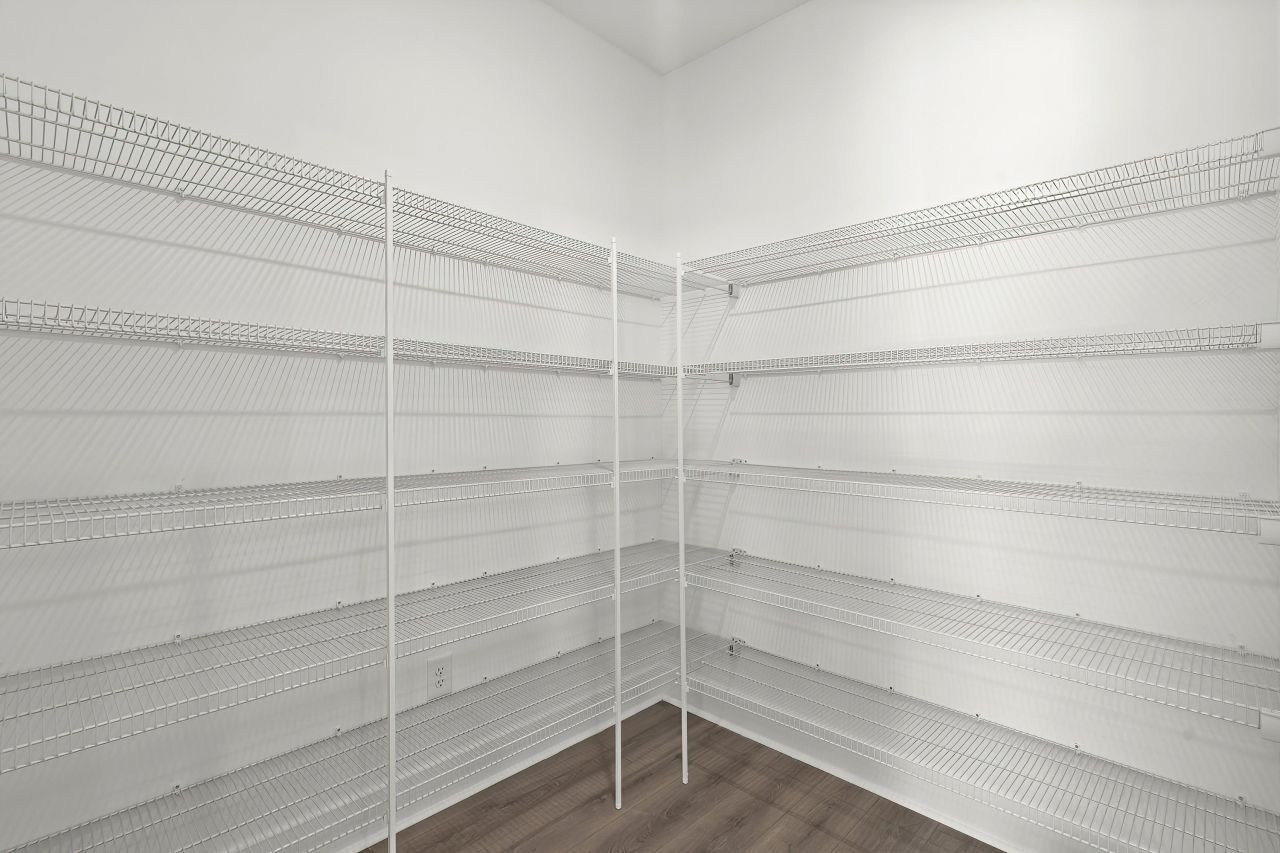 752 Sun Colony Blvd. Photo 13