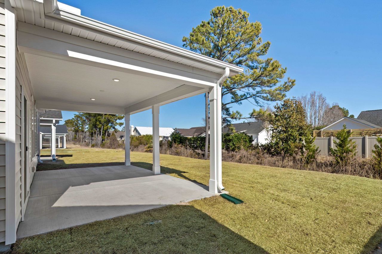 752 Sun Colony Blvd. Photo 16