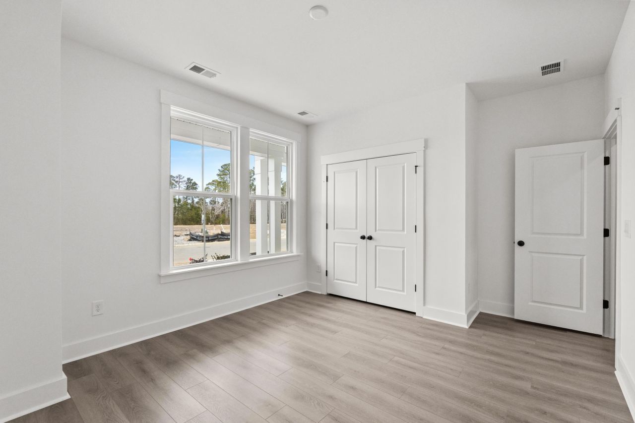 752 Sun Colony Blvd. Photo 26