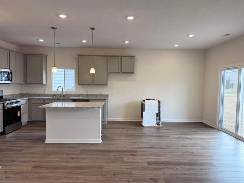 336 Honeysuckle Street, Unit Lot 325, South Bloomfield, OH 43103 Photo 11