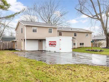 17 Amsden Drive, Rochester, NY 14623