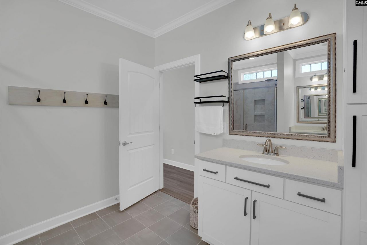 616 Calabria Court Photo 43