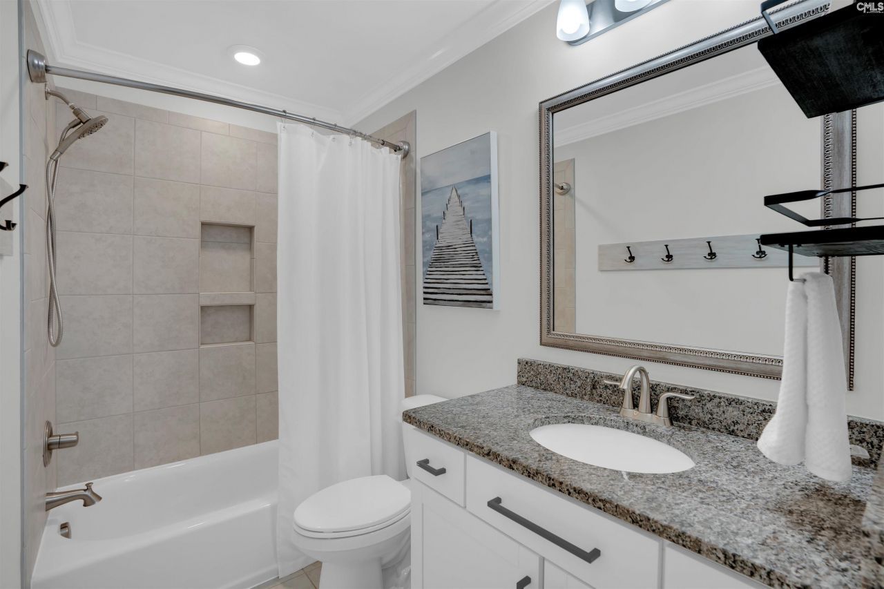 616 Calabria Court Photo 49