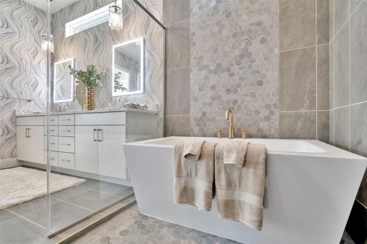 10707 Torchwood Sea Way, San Antonio, FL 33576 Photo