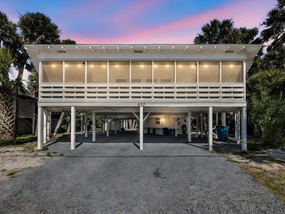 417 Palmetto Boulevard, Edisto Island, SC 29438