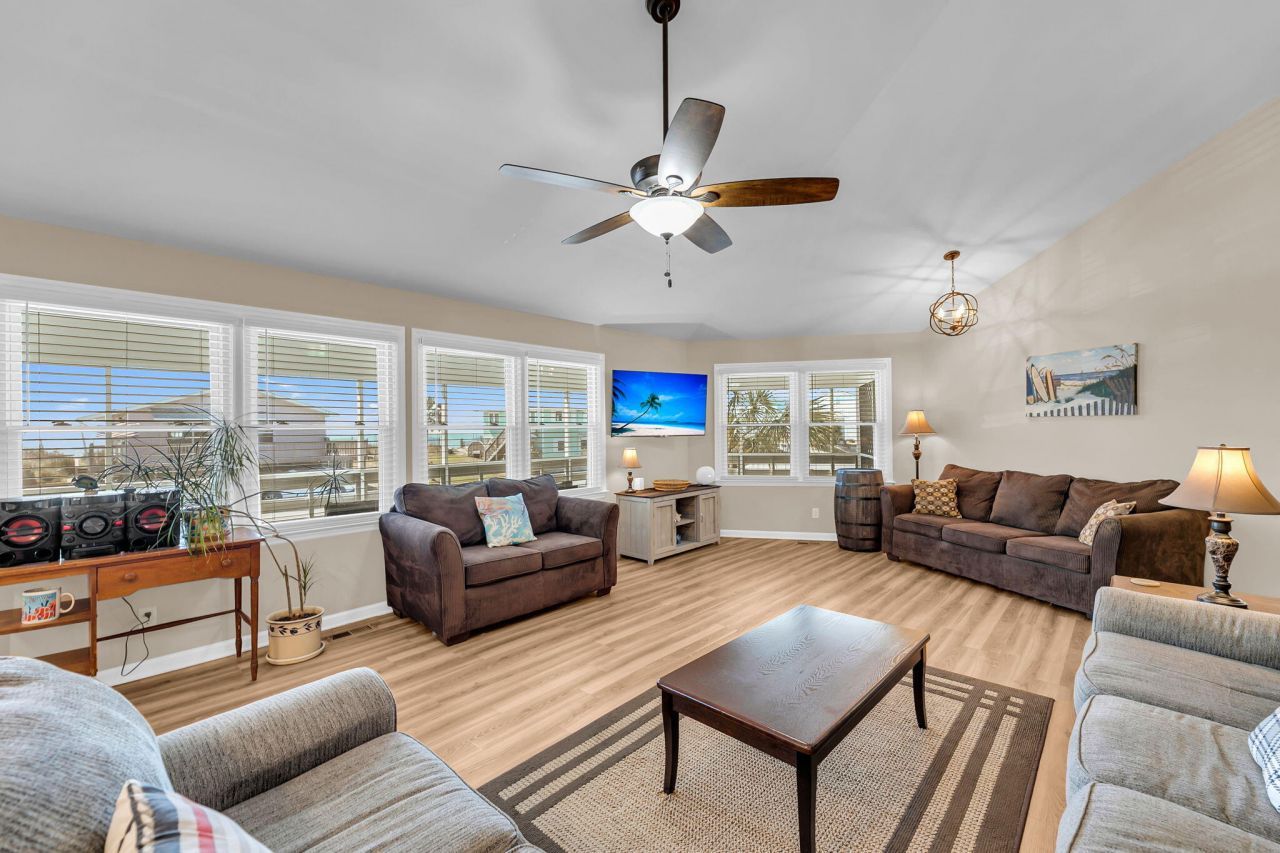 417 Palmetto Boulevard Photo 13