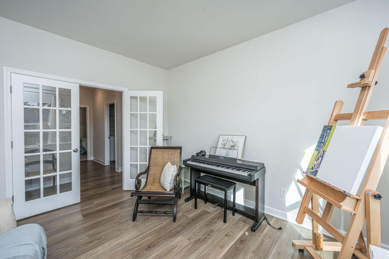 189 Lucca Drive Photo 5