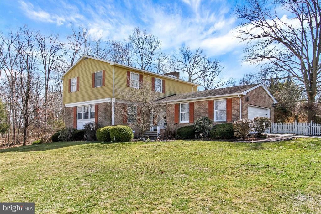 443 LAKE MEADE DRIVE , EAST BERLIN, PA 17316