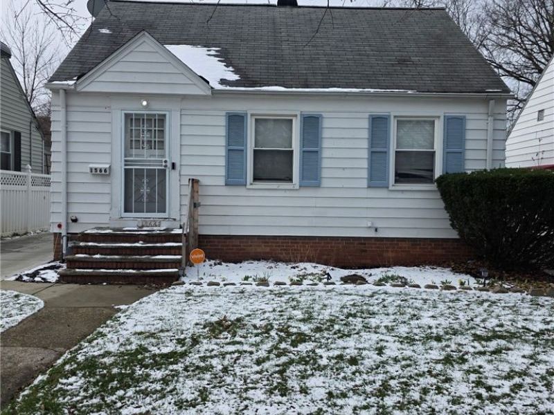 1566 E 195th Street, Euclid, OH 44117 Photo 1
