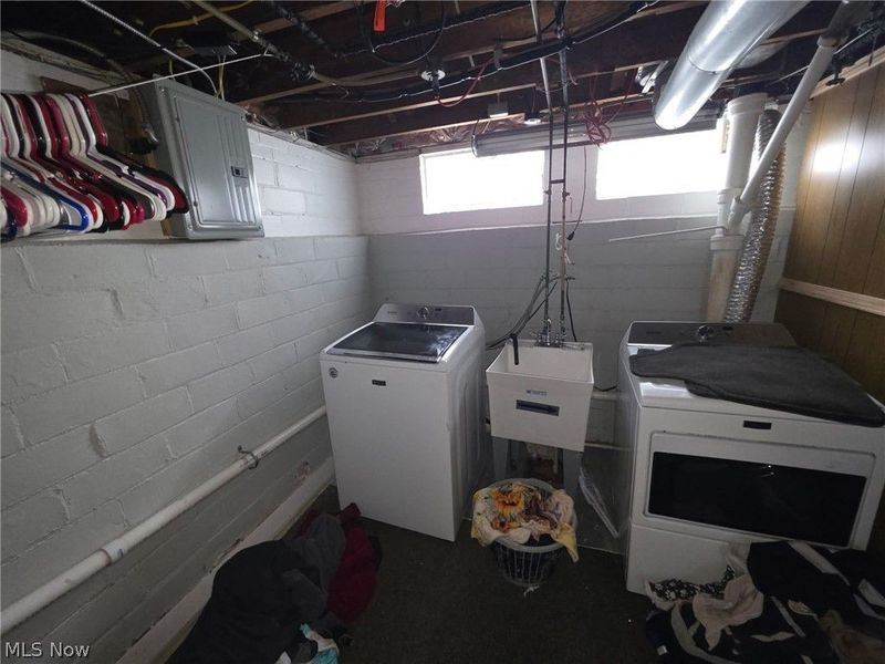 1566 E 195th Street, Euclid, OH 44117 Photo 23