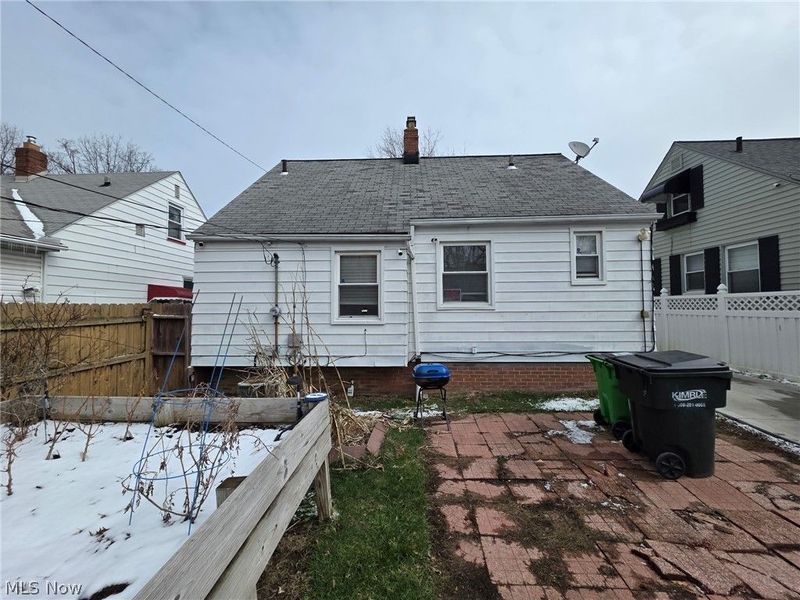 1566 E 195th Street, Euclid, OH 44117 Photo 4