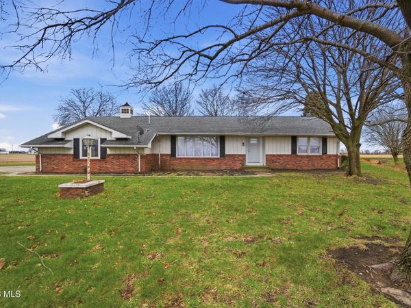 10214 W State Route 12, Fostoria, OH 44830