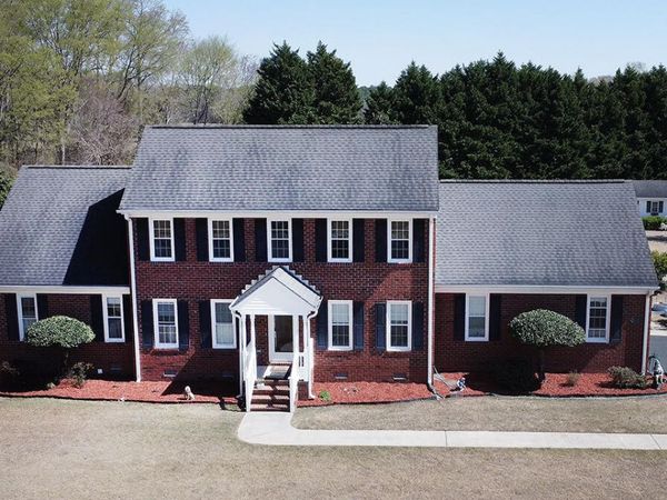 1477 New Castle Court , Rocky Mount, NC 27803