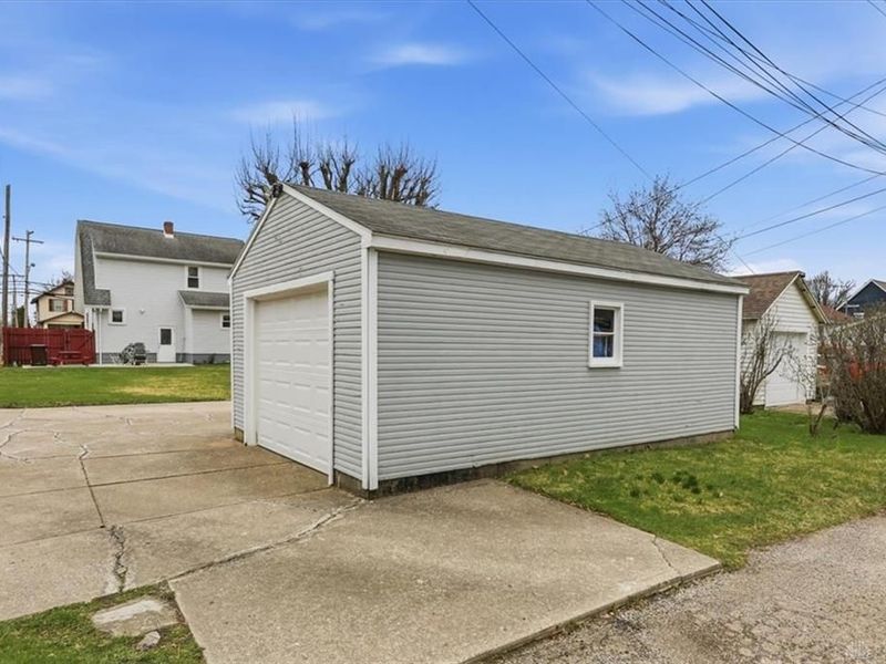 306 N Bechtle Avenue, Springfield, OH 45504 Photo 32