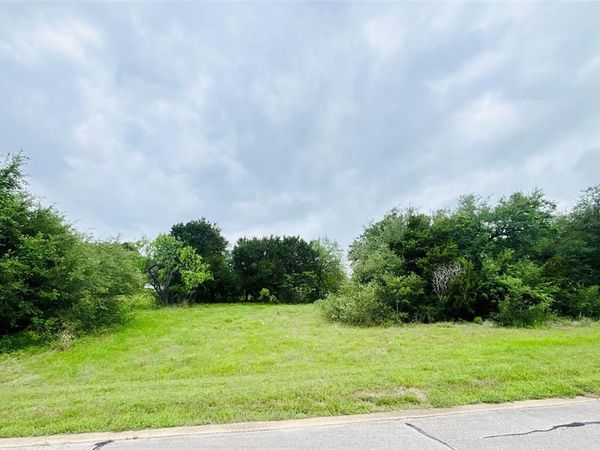 7224 S Aberdeen Drive, Cleburne, TX 76033