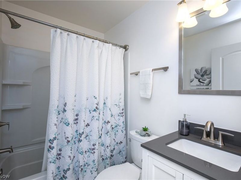 5124 Beachview Circle NW, Canton, OH 44708 Photo 22