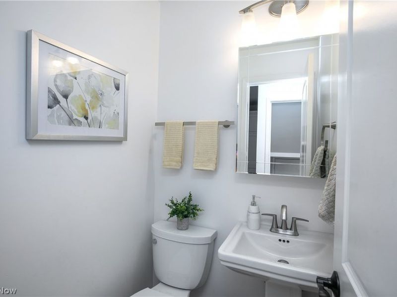 5124 Beachview Circle NW, Canton, OH 44708 Photo 42