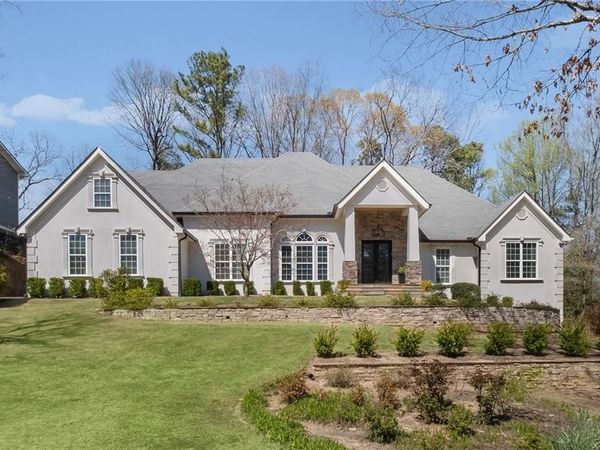 825 Overhill Court, Atlanta, GA 30328