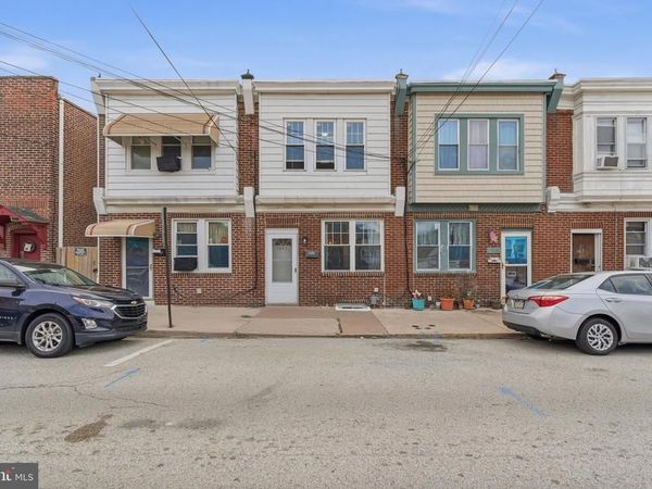 1421 E 11TH STREET , CRUM LYNNE, PA 19022