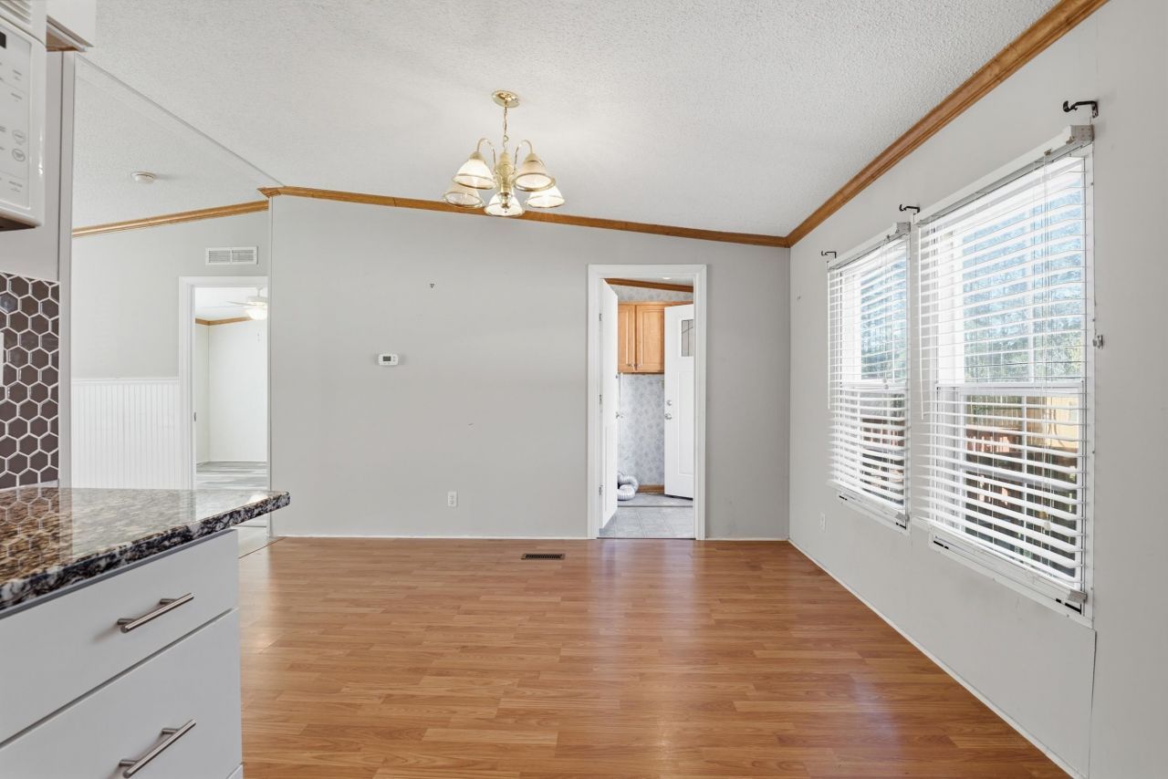 335 Bright Leaf Rd. Photo 14