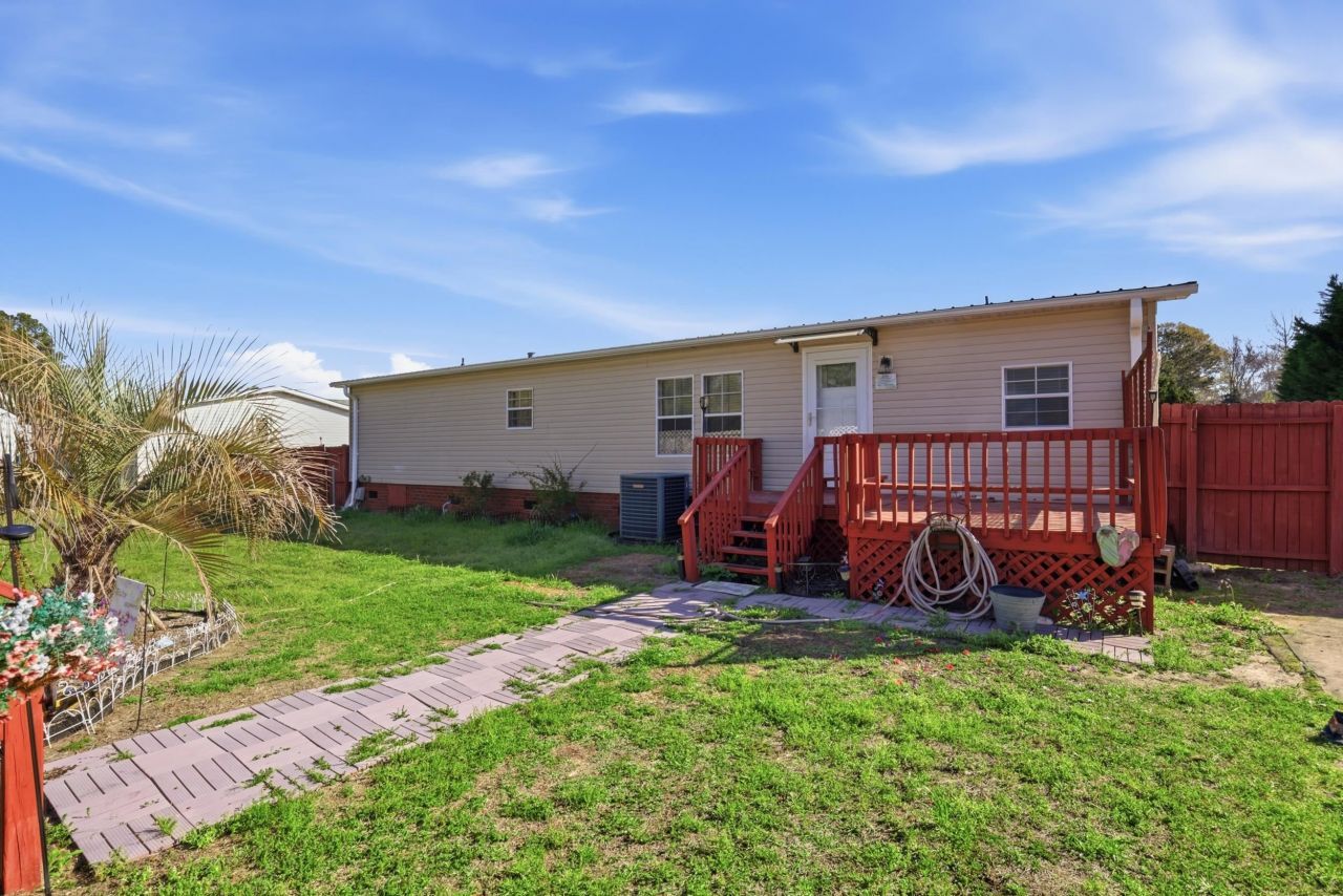 335 Bright Leaf Rd. Photo 25