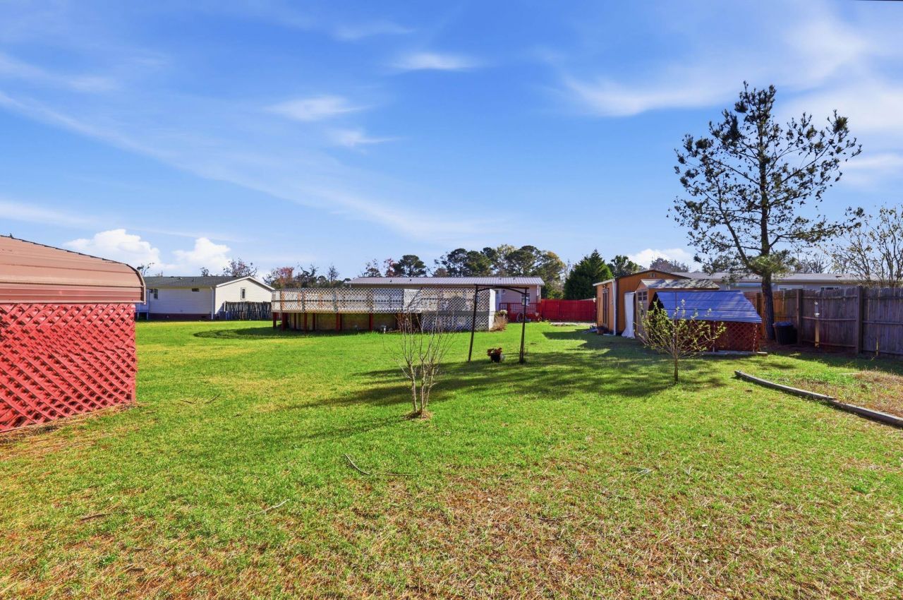 335 Bright Leaf Rd. Photo 26