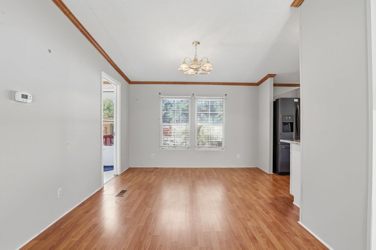 335 Bright Leaf Rd. Photo 6