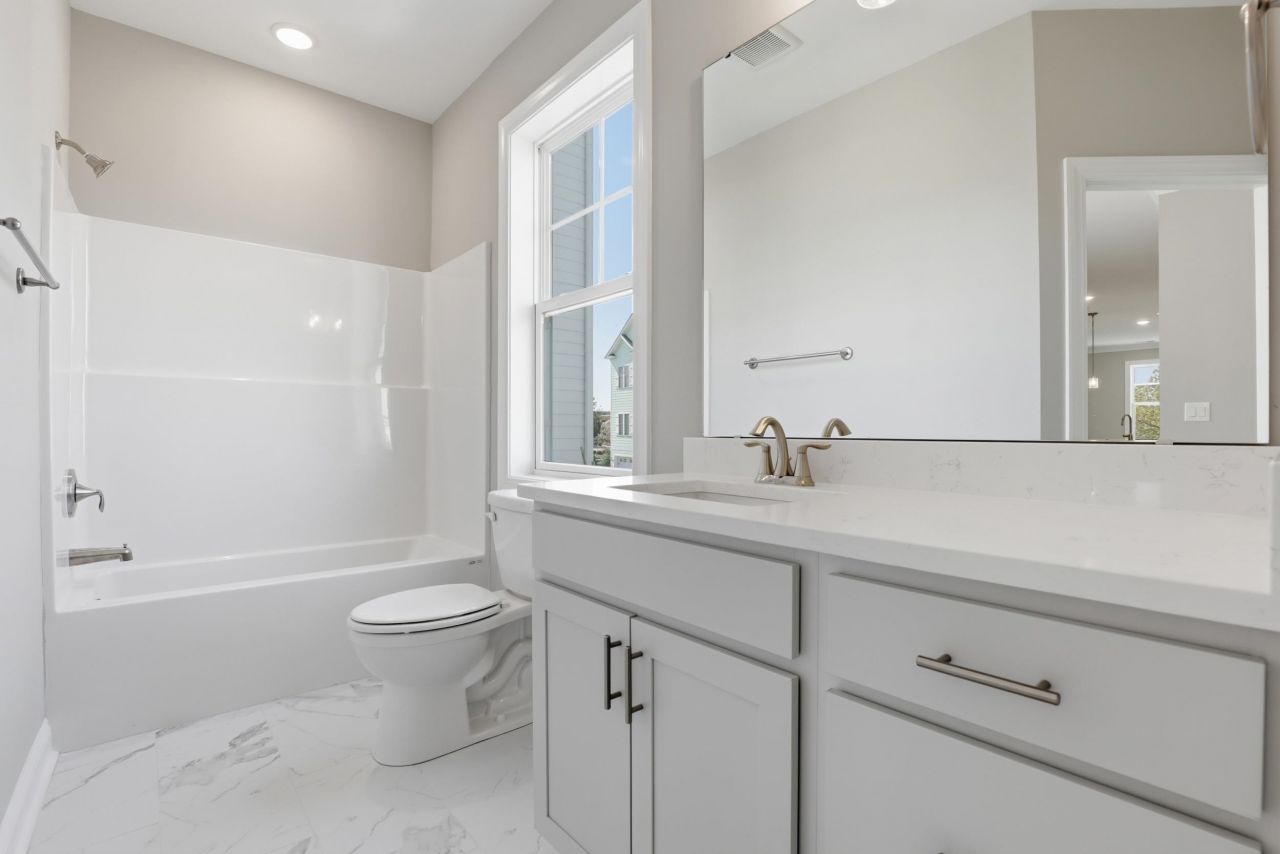 1312 Battery Park Dr. Photo 17