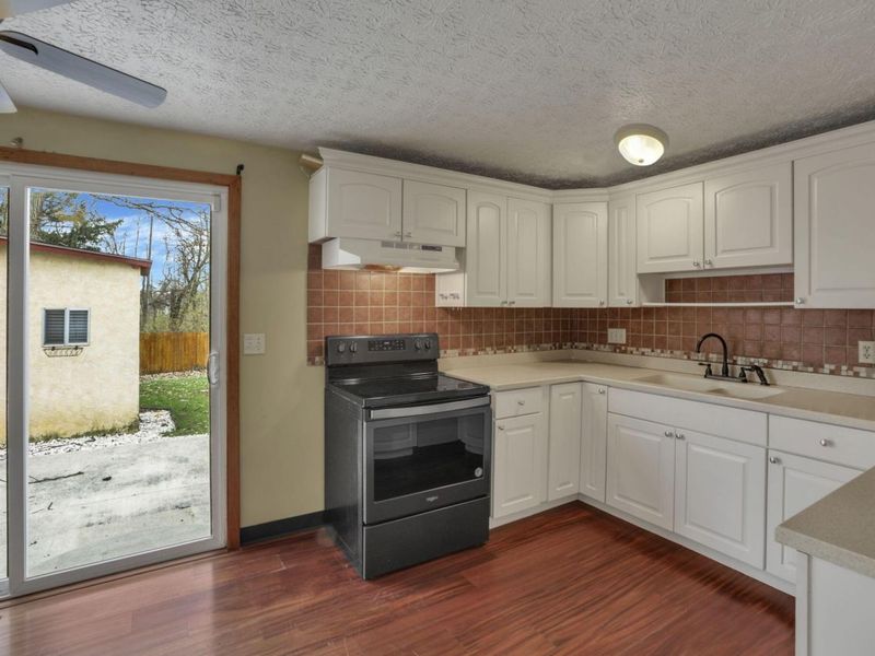 435 Carolann Avenue, Columbus, OH 43207 Photo 16