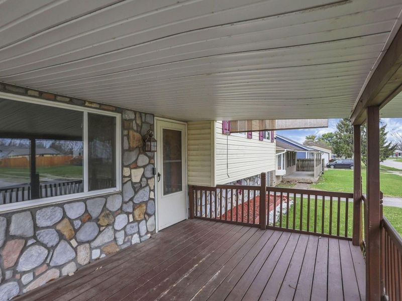 435 Carolann Avenue, Columbus, OH 43207 Photo 4