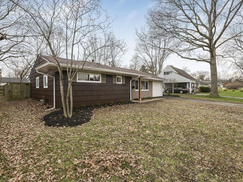 727 Kettering Road, Columbus, OH 43202 Photo 3