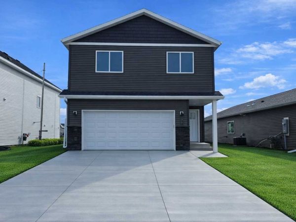 3734 33rd Street S, Moorhead, MN 56560