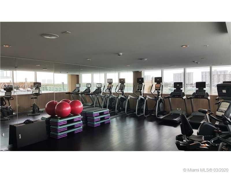 400 Sunny Isles Blvd , Unit 717, Sunny Isles Beach, FL 33160 Photo