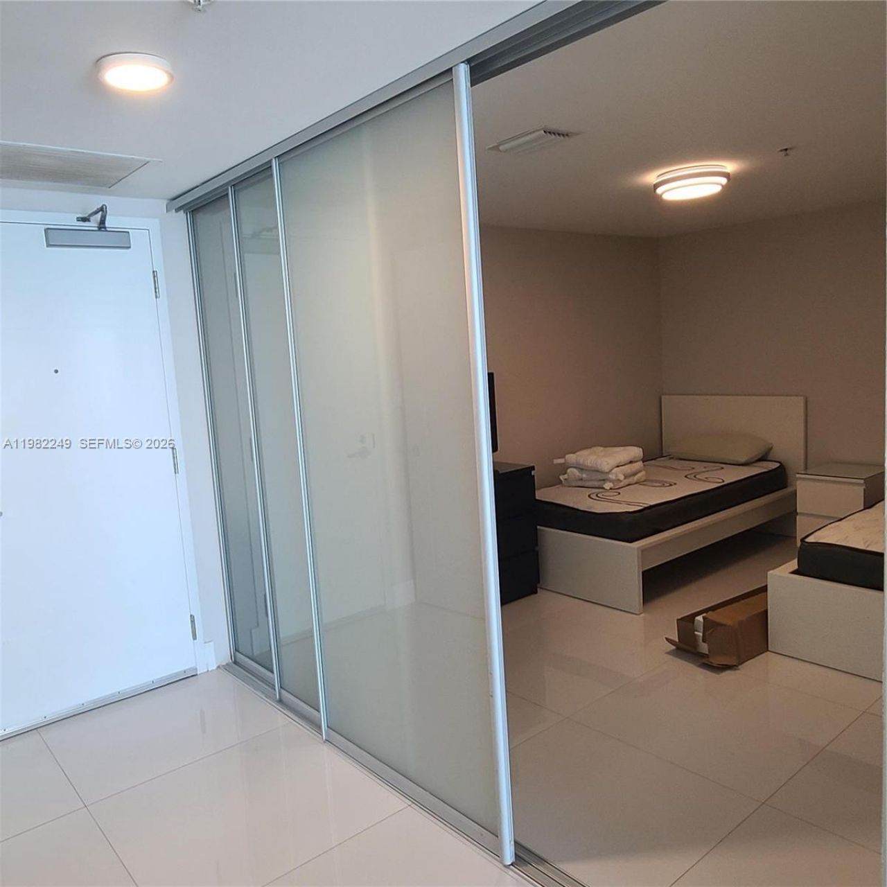 400 Sunny Isles Blvd , Unit 717, Sunny Isles Beach, FL 33160 Photo