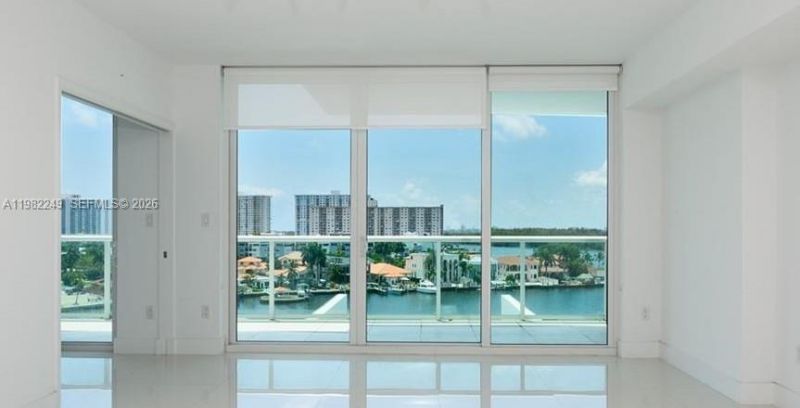 400 Sunny Isles Blvd , Unit 717, Sunny Isles Beach, FL 33160 Photo