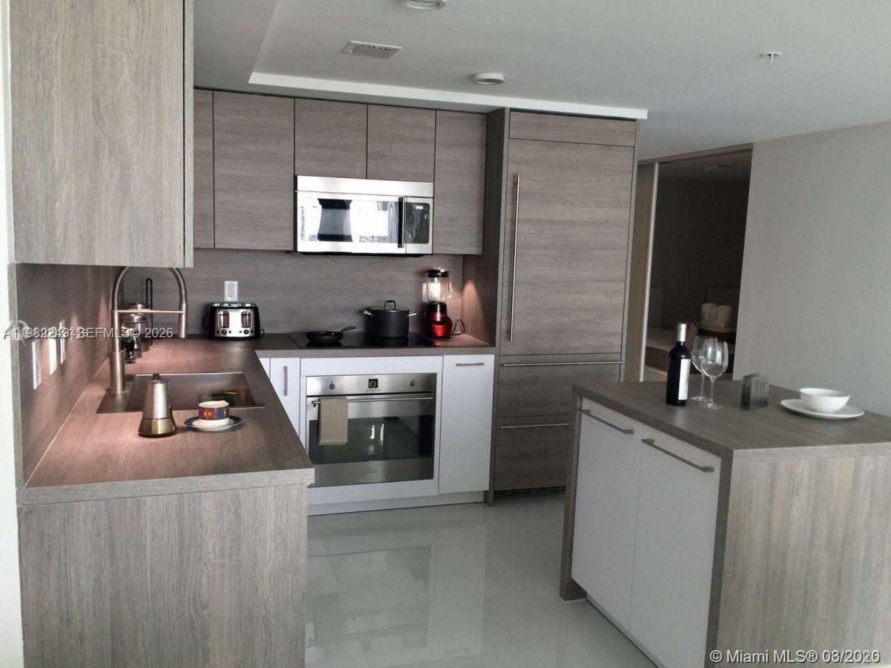 400 Sunny Isles Blvd , Unit 717, Sunny Isles Beach, FL 33160 Photo