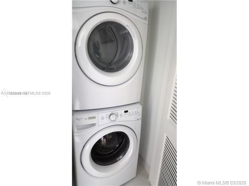 400 Sunny Isles Blvd , Unit 717, Sunny Isles Beach, FL 33160 Photo