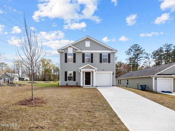 705 Conductor Court, Vass, NC 28394