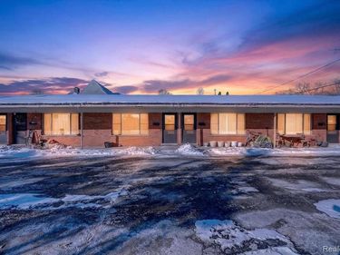 23 W Burdick Street, Oxford Twp, MI 48371