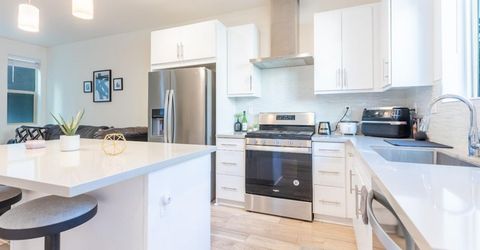 191 Log Pond Ln, Sacramento, CA 95818 Photo