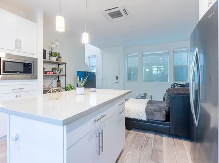 191 Log Pond Ln, Sacramento, CA 95818 Photo