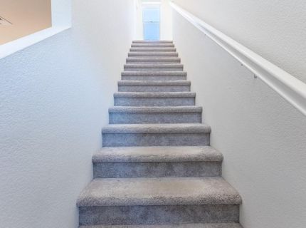 191 Log Pond Ln, Sacramento, CA 95818 Photo